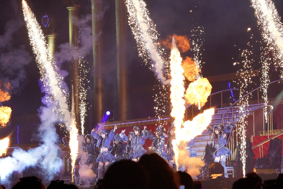 /バスター tweet media