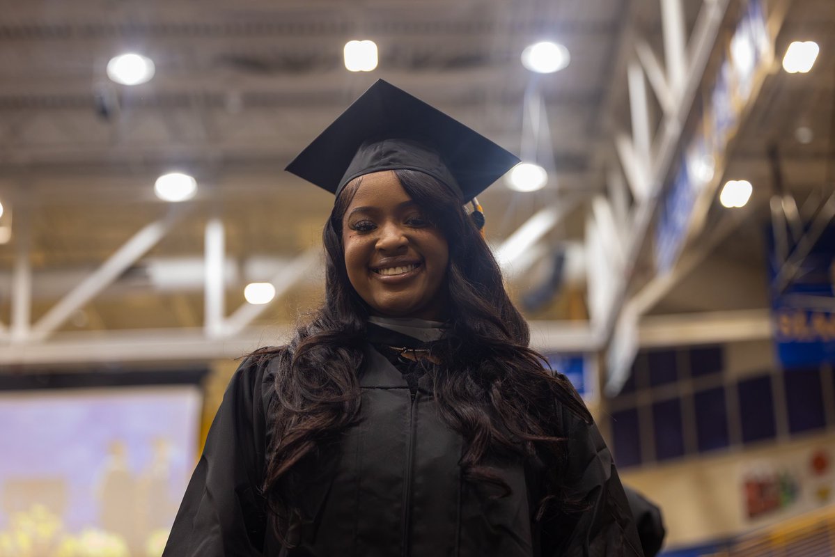 jasminetyshea's tweet image. Master of Animal Science, because passion deserves credentials. 🐏  
I graduated in December but I needed these to be on my page 💙💛
#HOODED
#FVSU
#SHEMASTEREDIT
#HBCUGRADX2