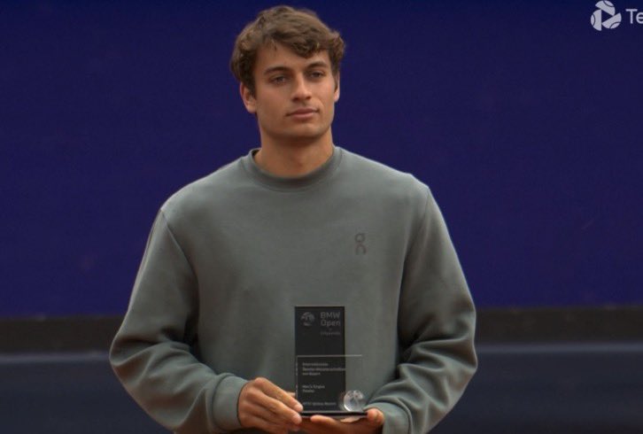 not to be today but still proud of his effort this week. Hopefully he can be proud of his tennis and carry that feeling with him to Madrid ☺️🤲🏻this is just the beginning of clay szn , there is so much more to come 💫