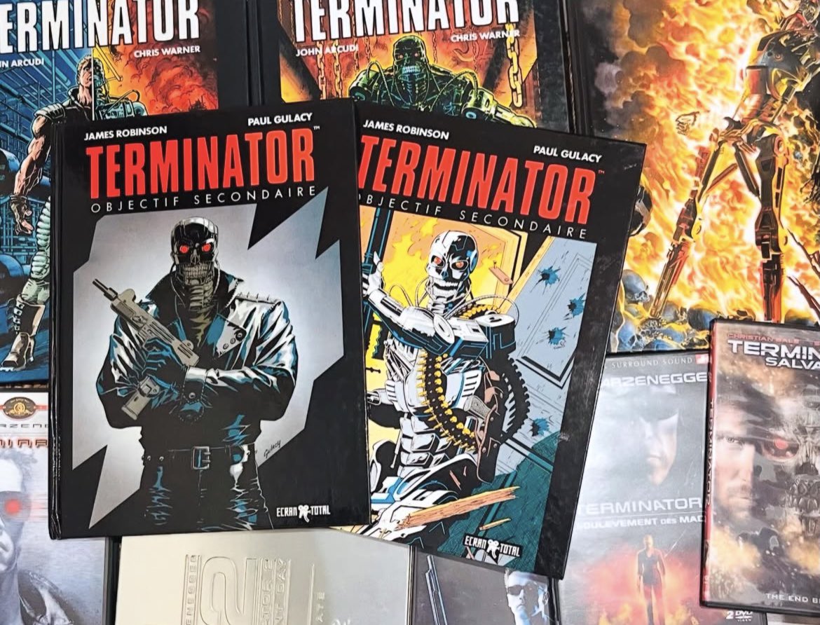 fisto_sr's tweet photo. 📚🎬🤖🔫🩸🧨💥
#WeekEndComics pour choisir sa cible! 
Relecture de @Terminator Objectif Secondaire(1991)de James Robinson&amp; @pgulacy1 chez Zenda Editions en’92 dans la collection «Écran Total» pour @DarkHorseComics &amp; l’univers de @JimCameron.
https://t.co/xOhoX4WfVb
#terminator https://t.co/Pjwh5d92YE