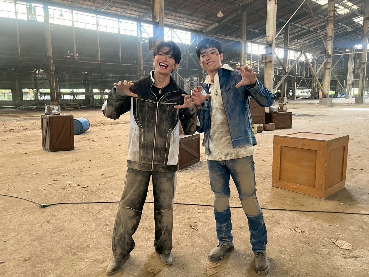 新山航希 tweet media