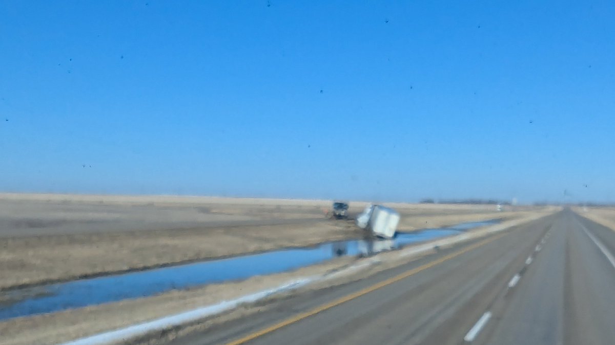 TruckinEh 🚛💨🇨🇦🇺🇸 tweet media