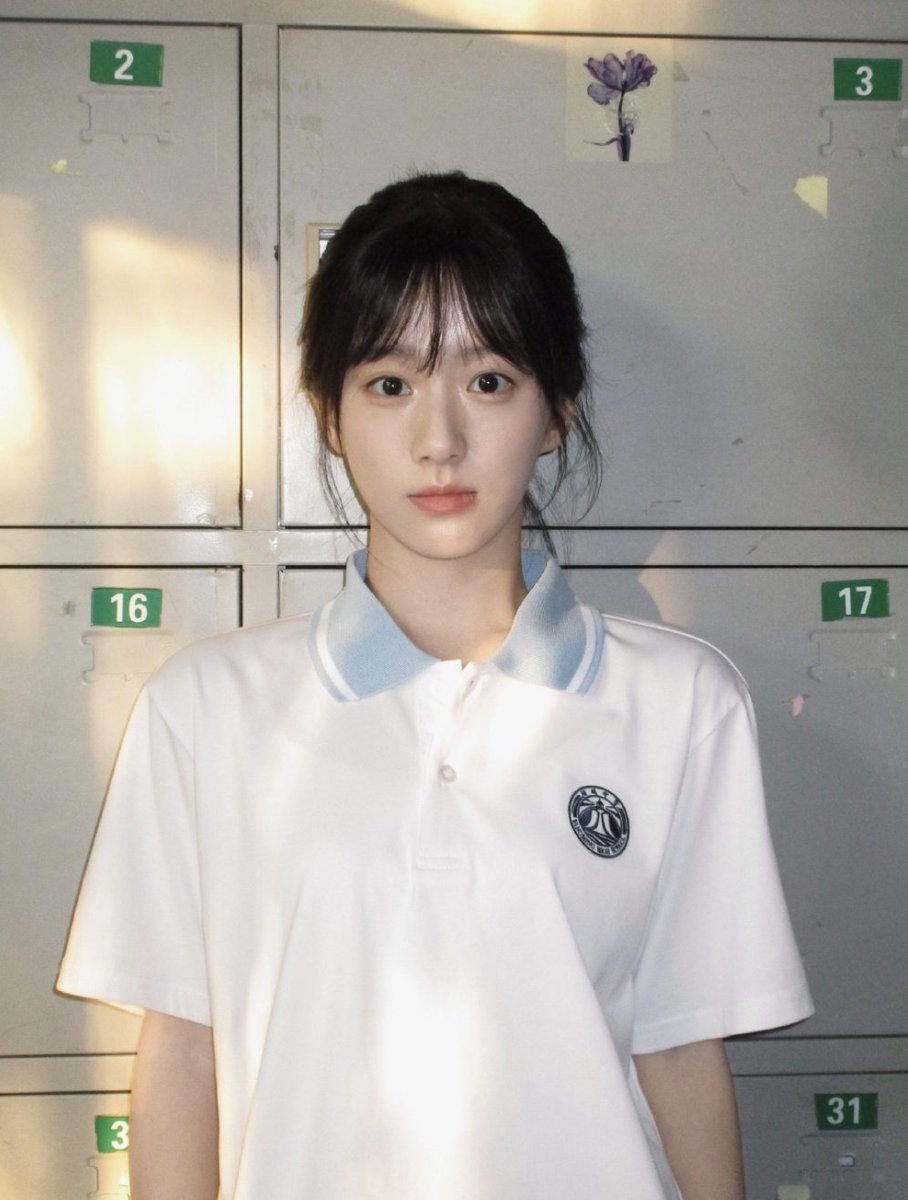 치하가 야르한 이유 아르켜줄게..
양애취남주×모범생여주로 재회씨피 말아줌
근데 여주남주 실제로 동갑임
근데 키차이가 >27cm<