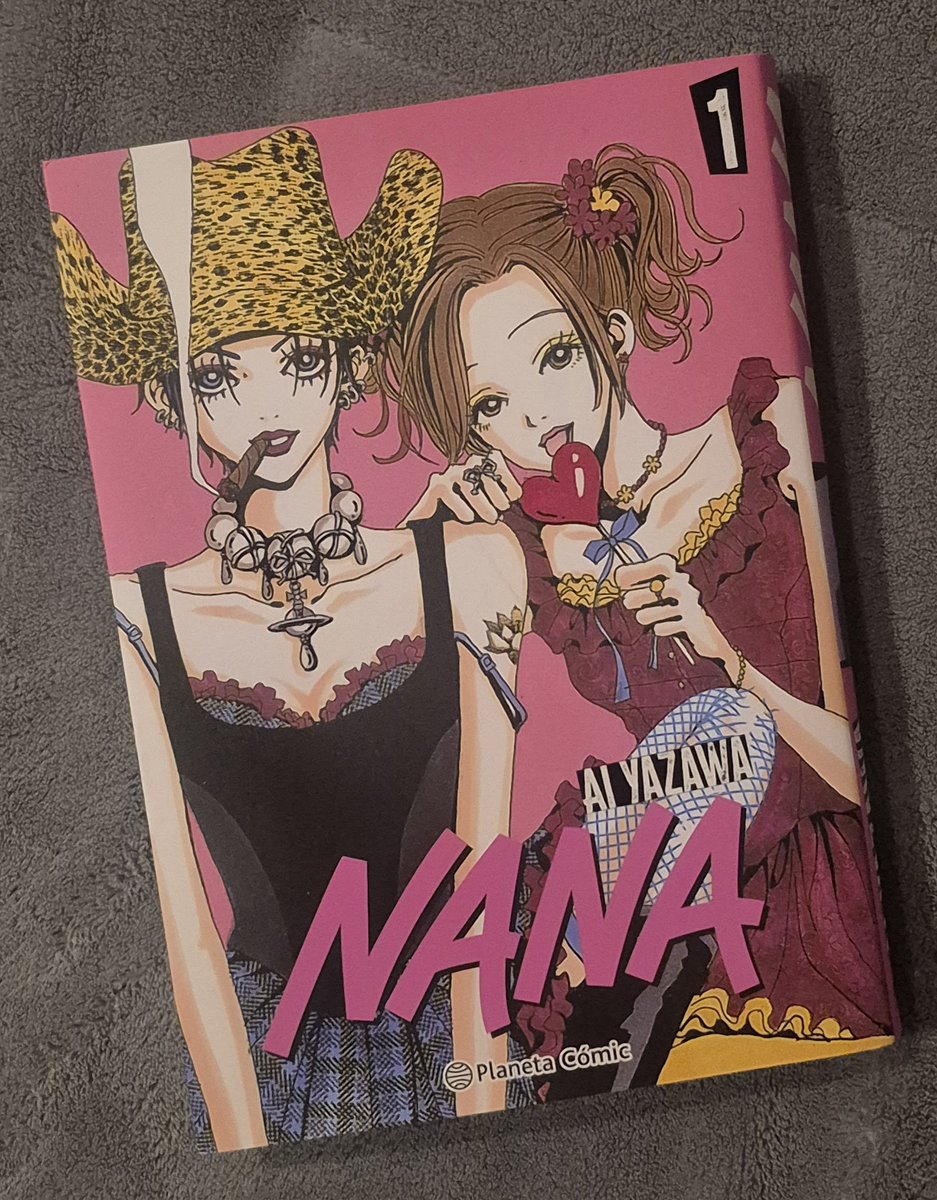Igone_13's tweet photo. 5) Nana (7 tomos, hiatus)
Yo sabía lo que iba a pasar cuando diera una oportunidad a esta serie, y me conozco demasiado bien:  Me ha encantado, es totalmente mi mierda.
Adoro a ambas Nanas, me encantan como personajes, y en tandem son perfectas.
Y sobre la historia, necesito más. https://t.co/wGSXlDcTvJ