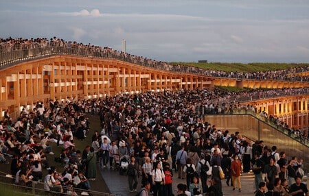 三千だか三万だか知らんが
本当にの万単位の人流ってのはこういう状況よ
(›´ω`‹ )