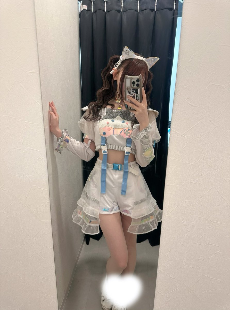 寝子すみ tweet media