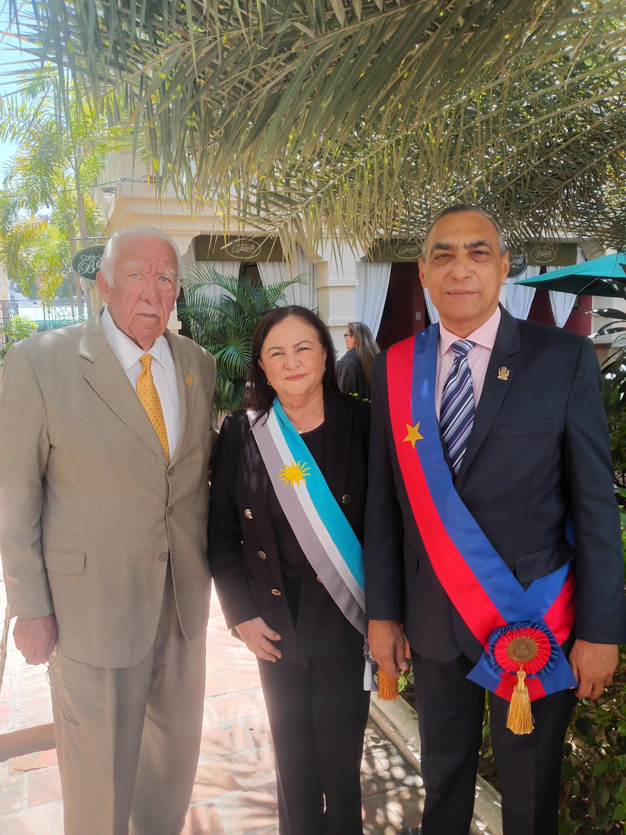 FredyMaciasR's tweet photo. Siguimos trabajando desde el Zulia por nuestra querida Venezuela. Con los mejores el éxito está seguro. https://t.co/jsT0VcKWoW