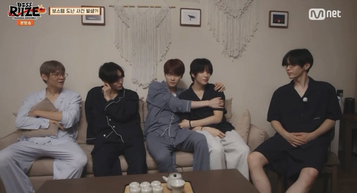 no context tonsyong (@xcontextonsyong) on Twitter photo 