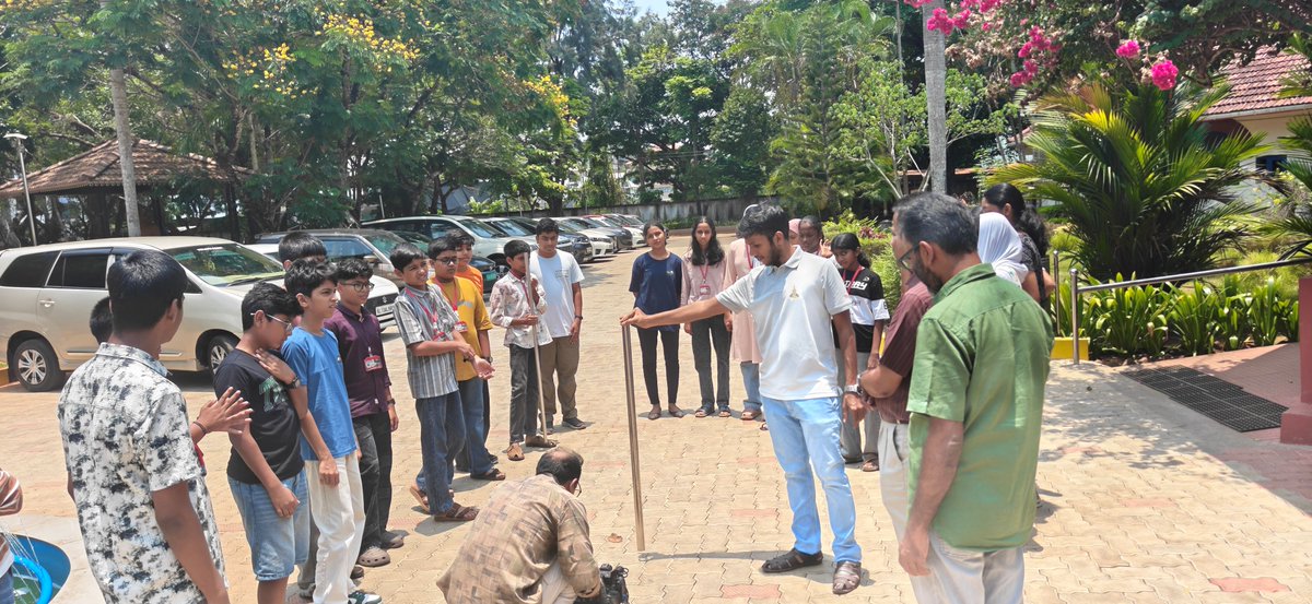 ncsmgoi's tweet image. ☀️ Learning science through shadows!

Students at @rscpcalicut, a unit of @ncsmgoi, @MinOfCultureGoI explored #ZeroShadowDay, through hands-on activities like measuring shadow lengths and understanding the Sun’s position. ✨

🗓 April 19, 2026

#HandsonLearning #ScienceEducation