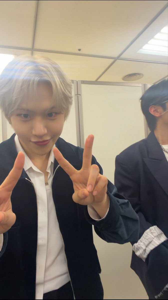 鯖番信者 tweet media