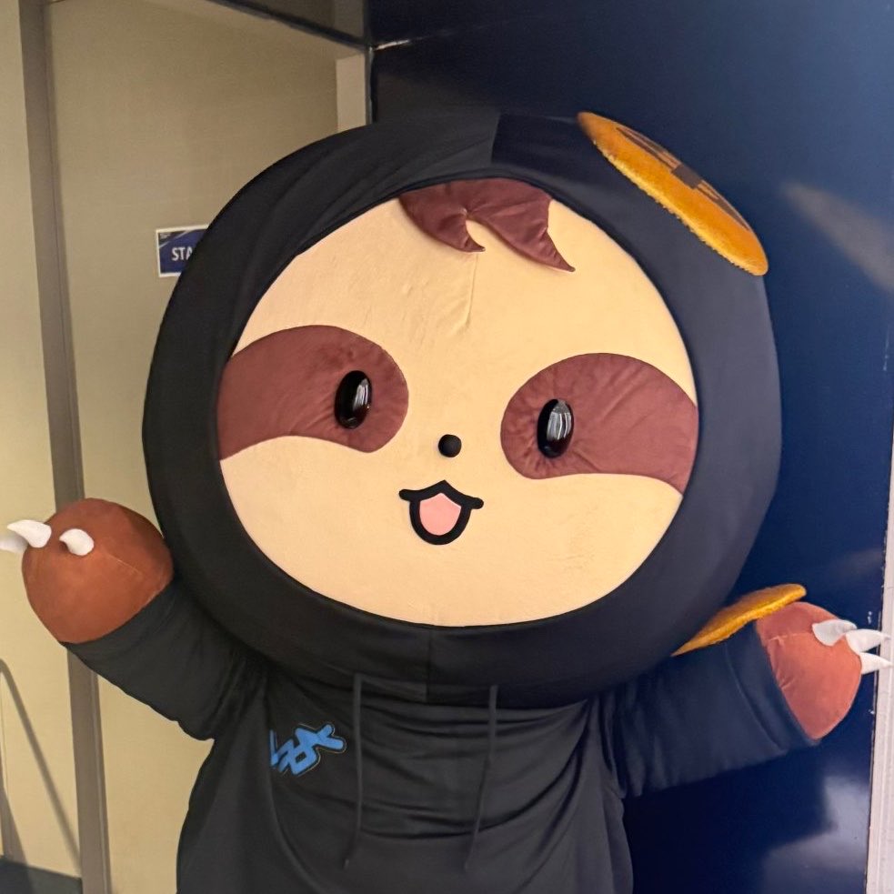 ૮ เก้อเก้อ ა tweet media