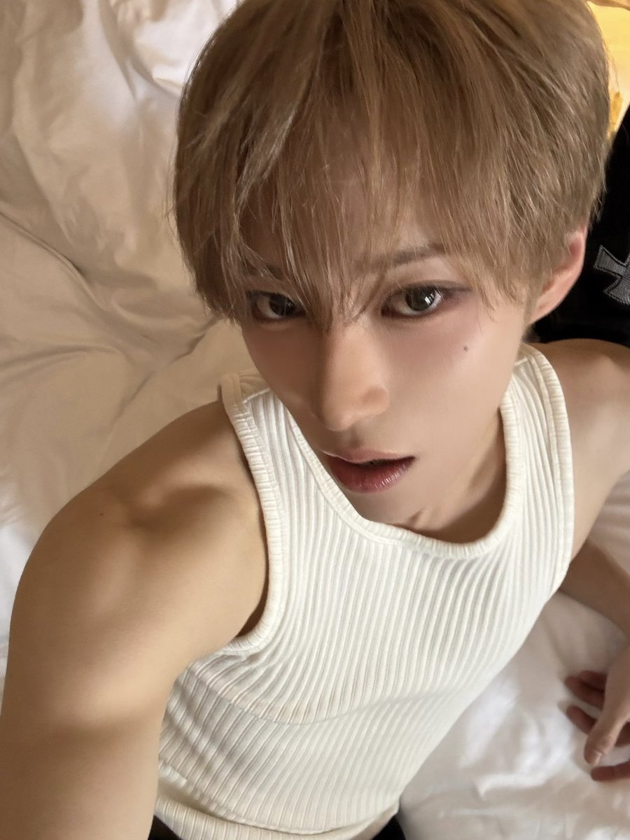 Lily ⚘️🩵 tweet media