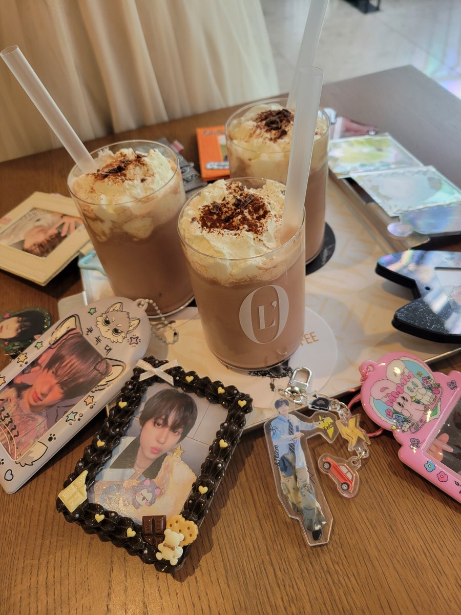 ぬぅ𖤐⡱ tweet media