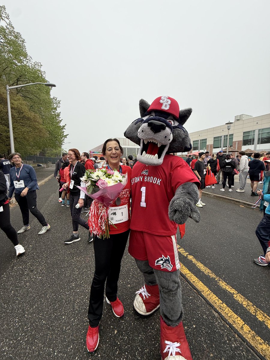 Stony Brook University tweet media