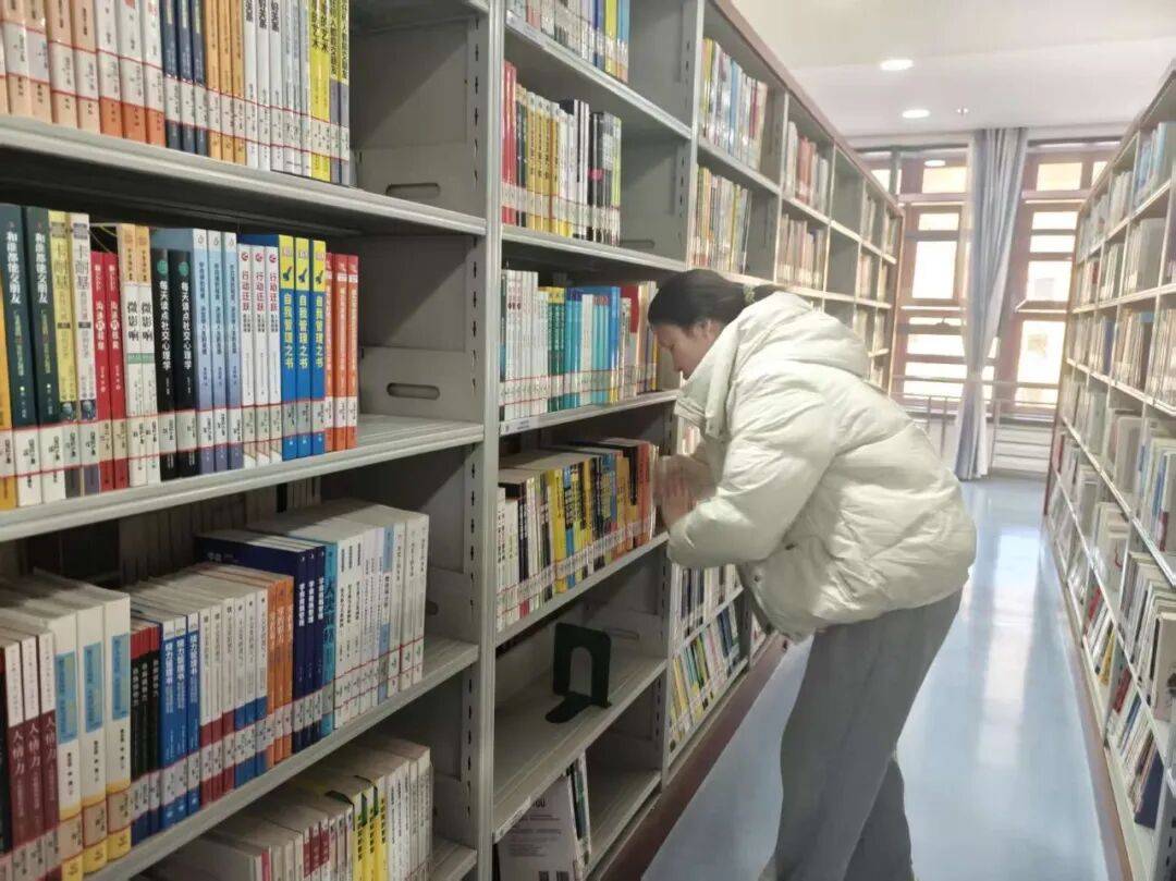 averille johnston tweet media