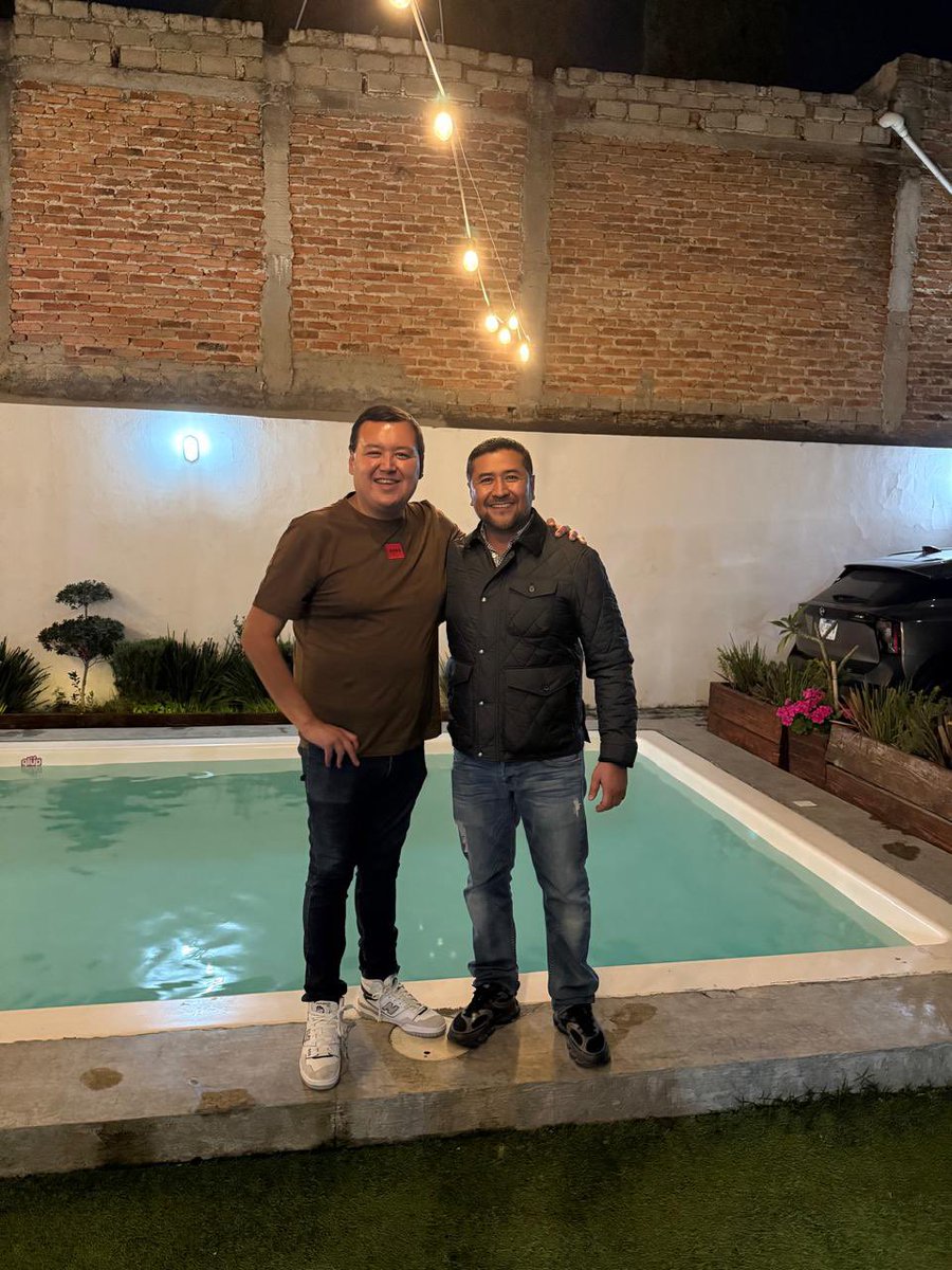 Alexis 🐻 tweet media