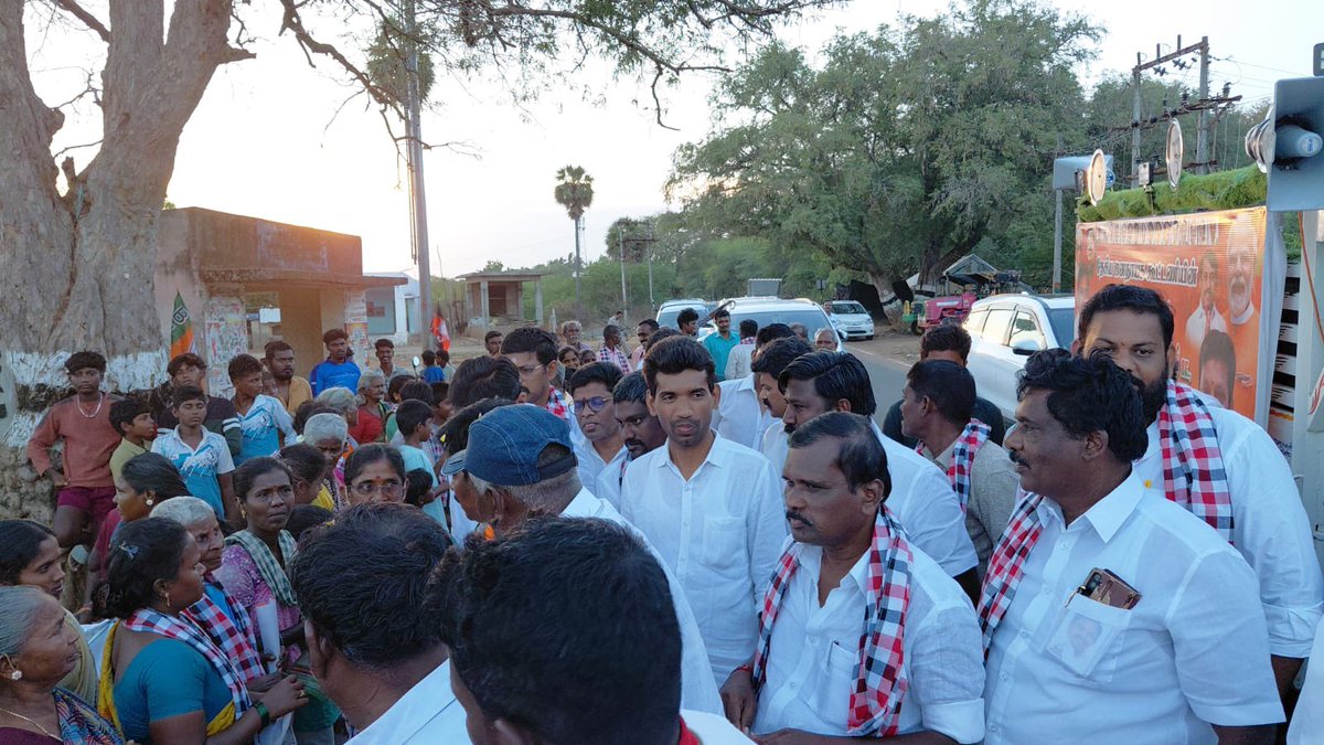 BJPOBCMORCHATN's tweet image. இன்று மானாமதுரை தொகுதியில் நமது வெற்றி வேட்பாளர் மாநில பொதுச் செயலாளர், அண்ணன் திரு. பொன் பாலகணபதி @ponbalabjp அவர்களை ஆதரித்து நமது தமிழ்நாடு #பாஜக #OBC அணி மாநில தலைவர், பேராசிரியர், டாக்டர், திரு .வீர திருநாவுக்கரசு @veerathirubjp அவர்கள் சின்ன புதுக்கோட்டை பகுதியில்