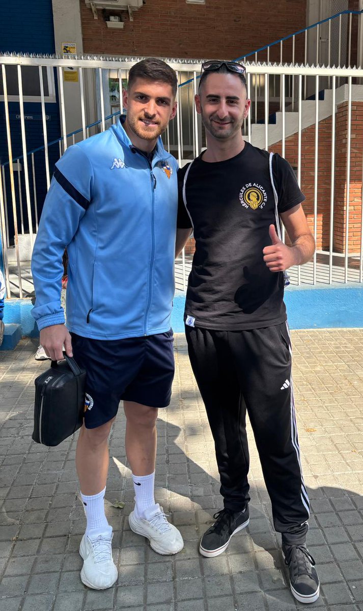 𝘼𝙡𝙚𝙟𝙖𝙣𝙙𝙧𝙤 𝘽𝙖𝙧𝙧𝙚𝙧𝙚𝙨 tweet media