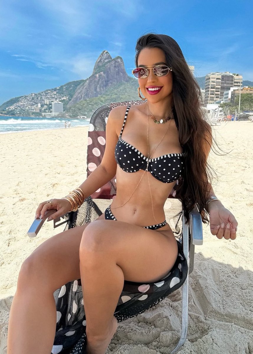 Maira tweet media