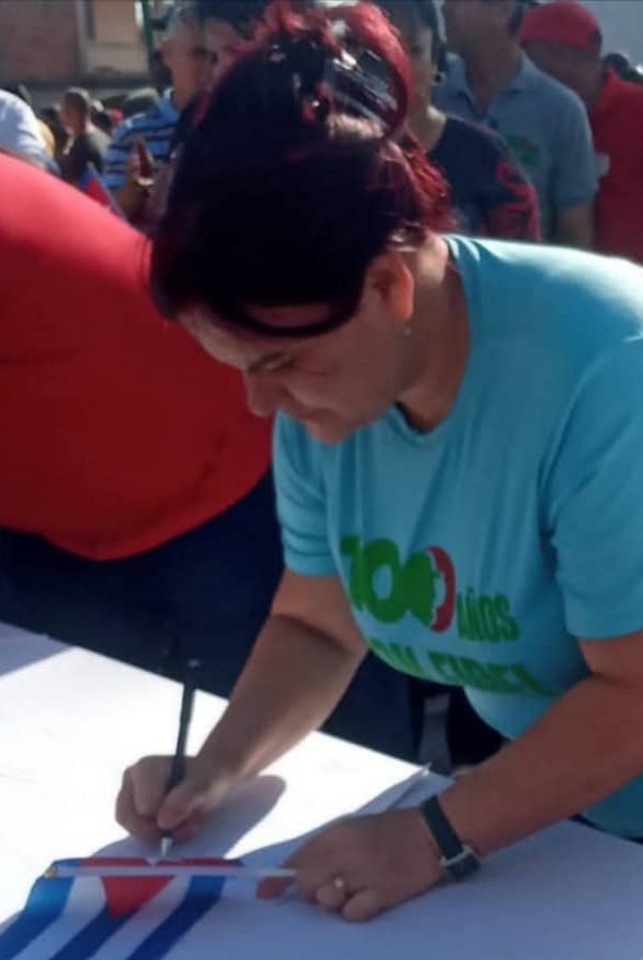 #MiFirmaPorLaPatria hoy y siempre #GirónEsHoy