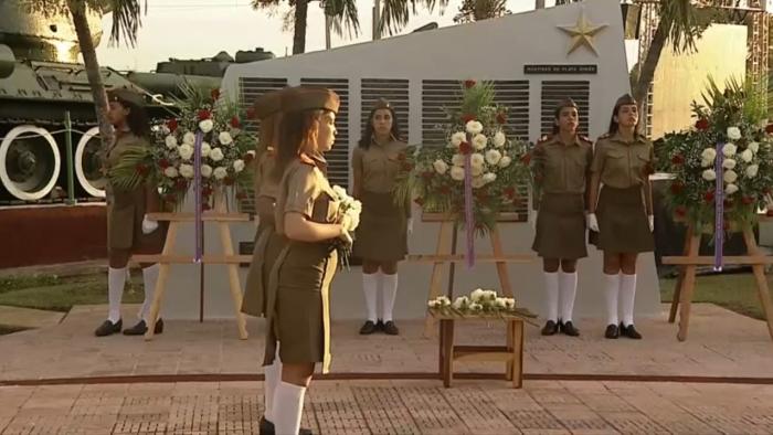 Presentes también combatientes de aquella epopeya, y el pueblo en general, protagonista siempre de cada nueva victoria en bien de la Patria.

👉Siga la cobertura especial en nuestro sitio web:⤵️
acortar.link/qvPGjz