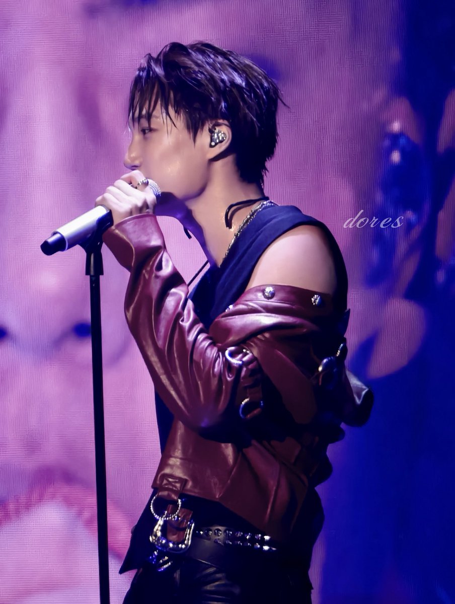 Jongin Pics ♡ tweet media