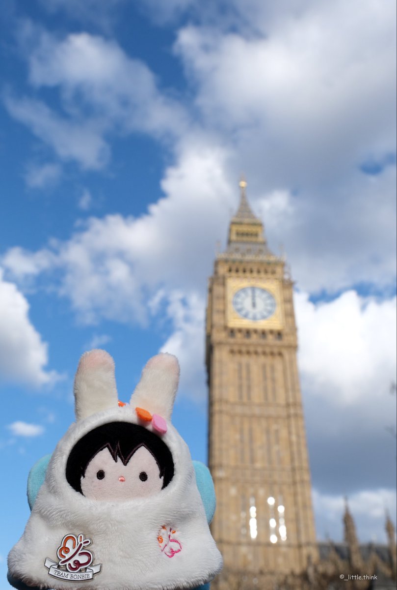 littlethink_any's tweet image. Any in UK🇬🇧🦋
#bigben
#londoneye 
#anyaroundtheworld
@any_GMMTV @emiamily @beonnnie