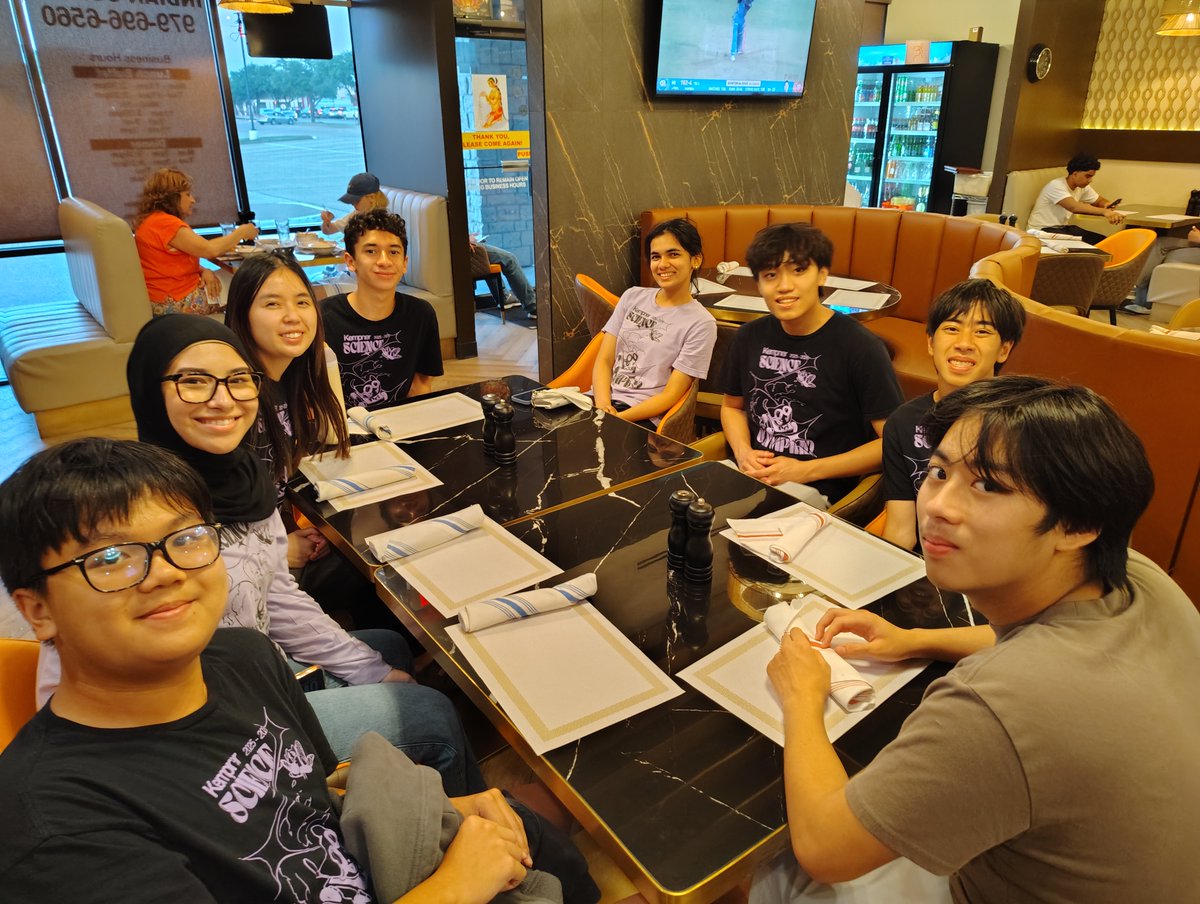 KBirdPhysics's tweet photo. More state Pictures @KHS_Cougars https://t.co/a3LS8INTjU