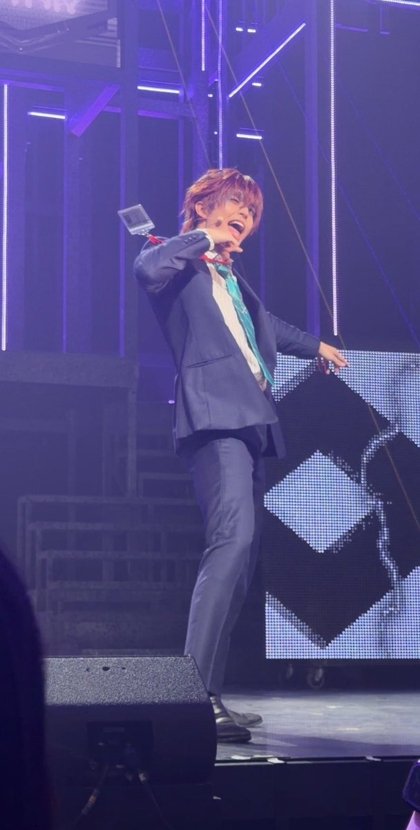 撮可の👔見返してたけど最高