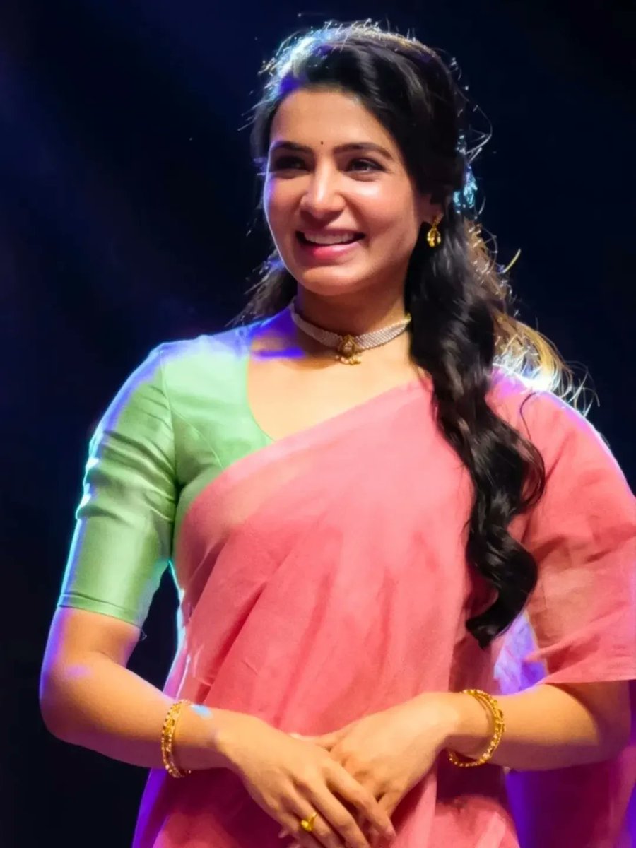 Rashami20833804's tweet photo. Beautiful sam 📸
@Samanthaprabhu2
#MaaIntiBangaaramOnMay15
#MaaIntiBangaaram 
#SamanthaRuthPrabhu https://t.co/fPWWV0Mic0
