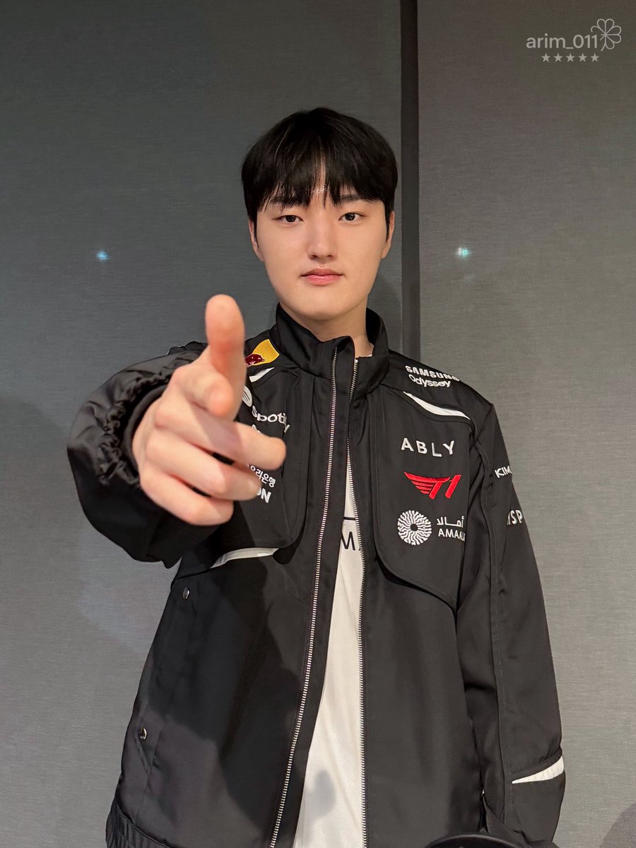 아림🍀DON'T PICK CORKI! tweet media