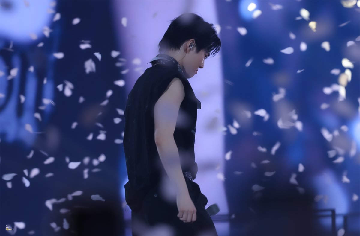 더타겟케이 tweet media