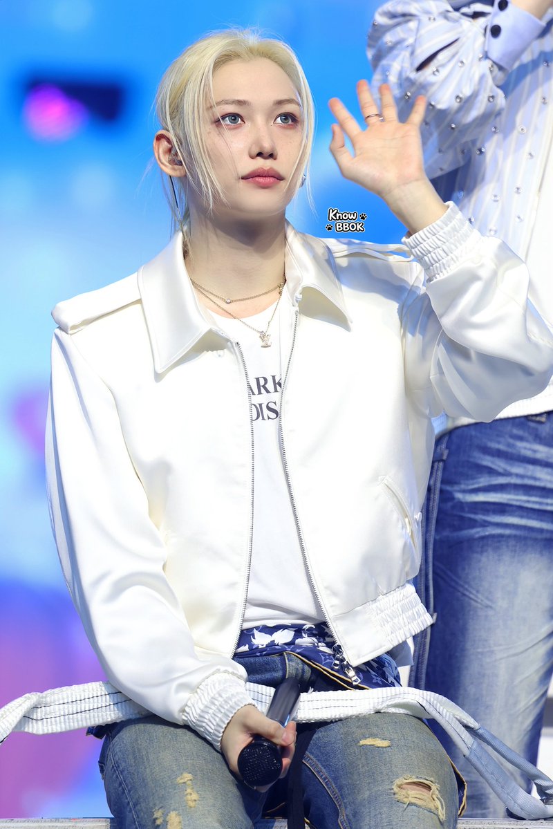 노뽁💛💙 tweet media