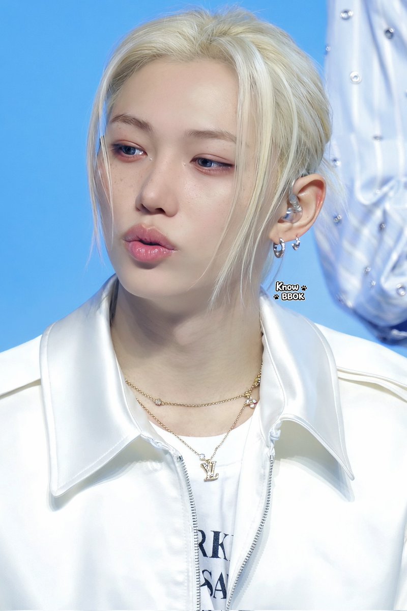 노뽁💛💙 tweet media