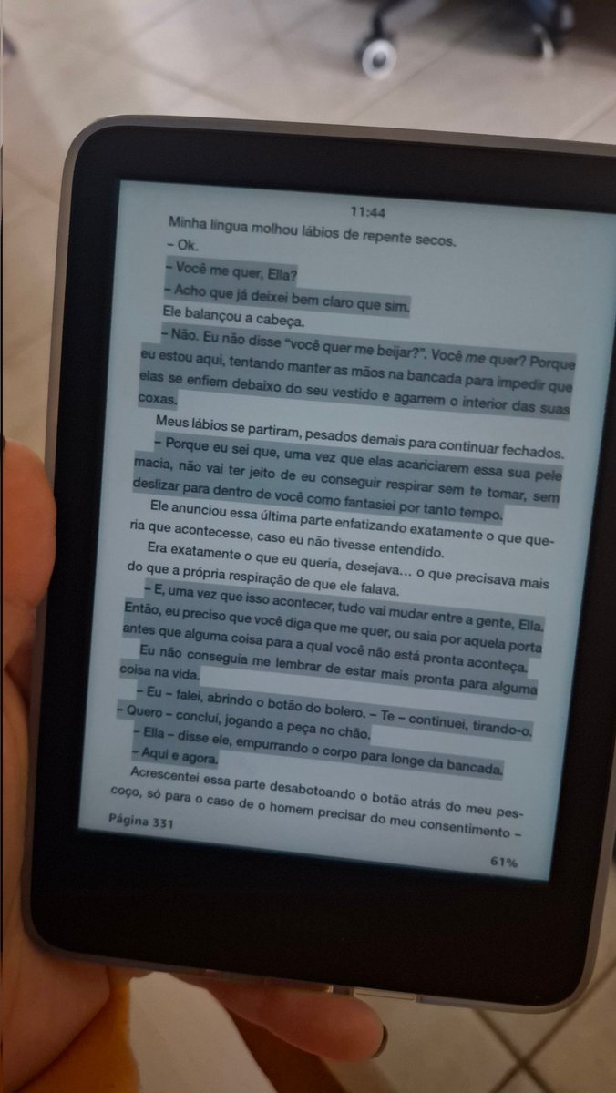 vicky 𖹭 tweet media