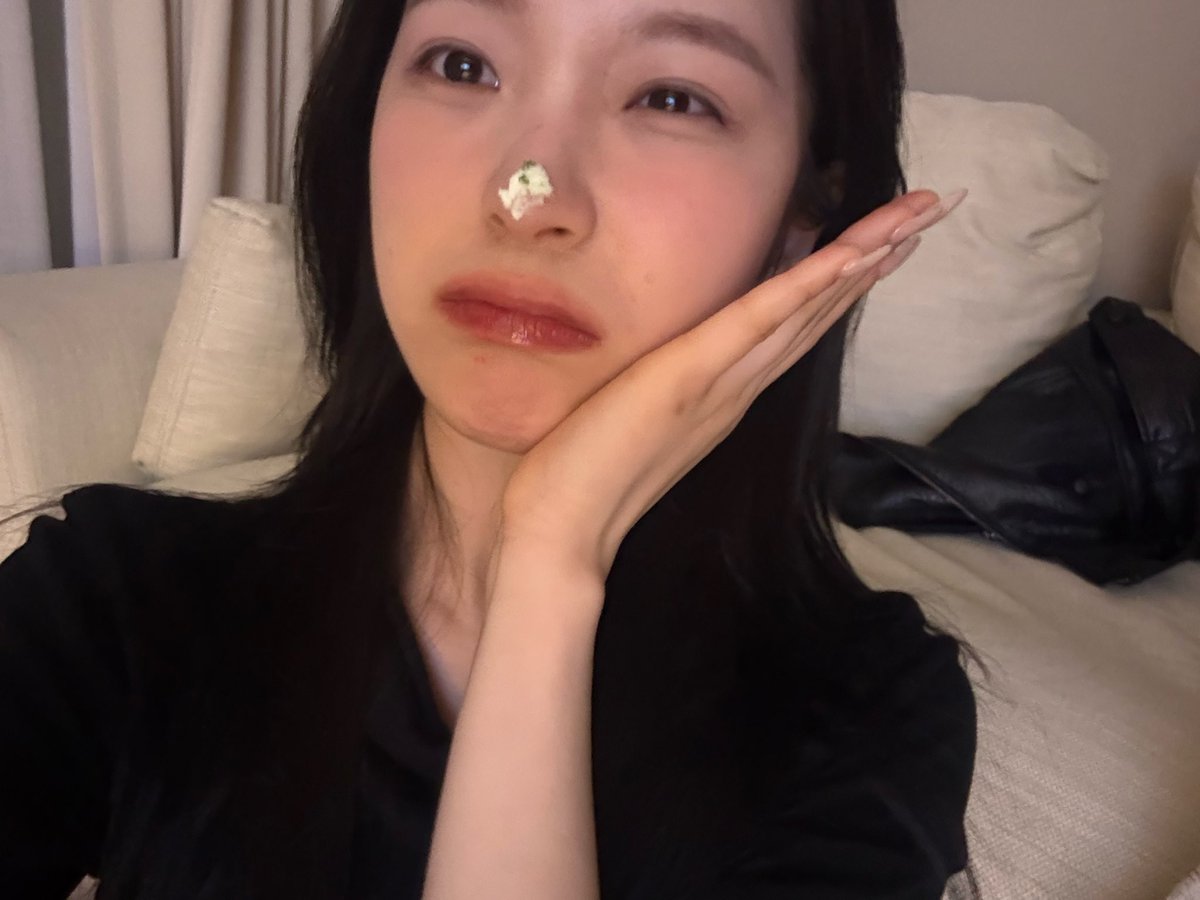 jenny tweet media