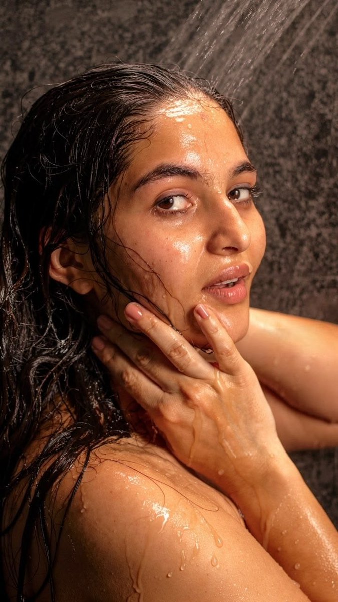 𝙵𝚊𝚝𝚑𝚒𝚖𝚊 𝚋𝚊𝚗𝚞 🦋😼 tweet media