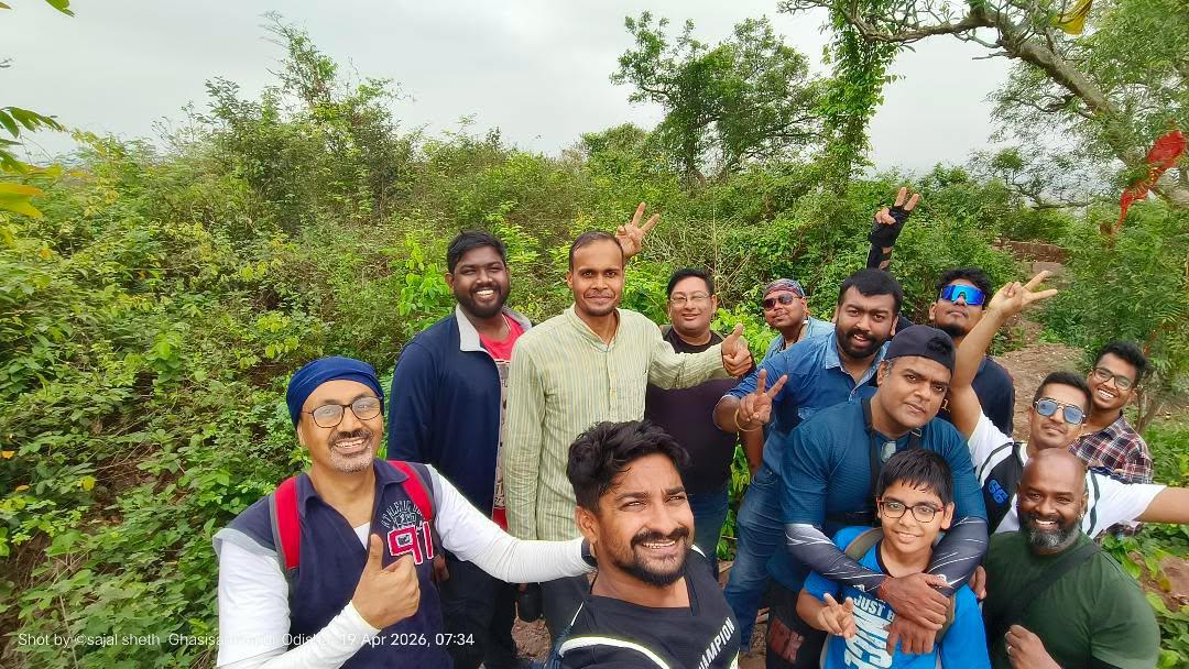 pathikj80's tweet image. We, the #RidewithHonour community took a ride to Kanakgiri hill &amp;amp; Kanamira Hill, Tangi, #Cuttack today.

Had some solid fun hiking up and down the Kanakgiri.

Some clicks from today's ride &amp;amp; hike: