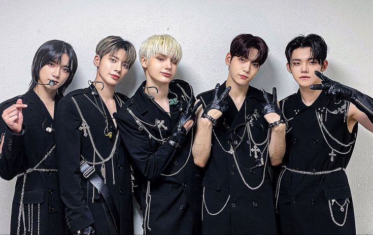 Maryam 𖣂 tweet media