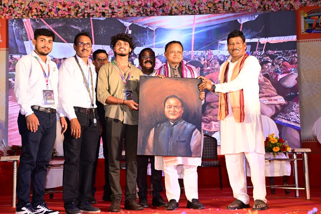 CMO Odisha tweet media