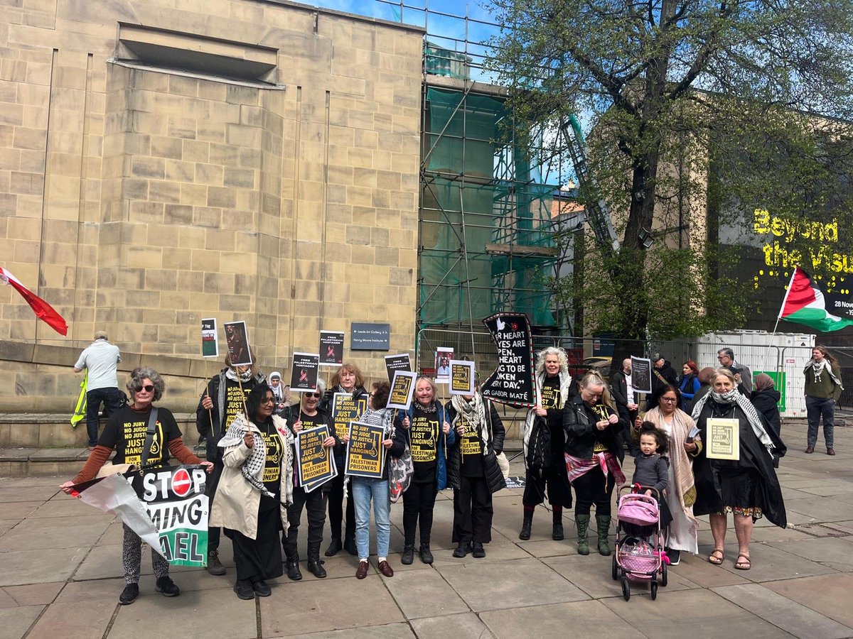 unitecomleeds's tweet image. Yesterday, we joined #Leeds' march 4 #Palestinian prisoners, organised by @leeds_psc
The local demo followed @PSCupdates Friday rally for #PalestinianPrisonersDay, marked annually since 1971 to remember the plight of 1000s of Palestinian men, women &amp;amp; children in Israeli prisons