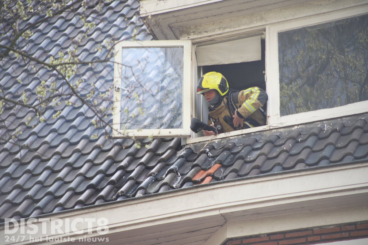 Woningbrand aan de Thorbeckelaan in Den Haag snel onder controle
