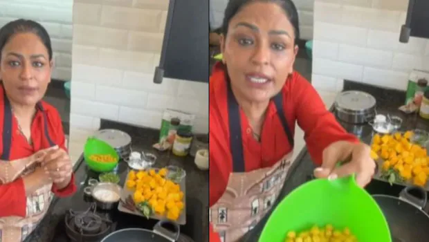 NDTVFood's tweet image. Golmaal Star Ashwini Kalsekar Shows How To Make Kola Chole At Home
food.ndtv.com/news/golmaal-s…
#AshwiniKalsekar #KolaChole #recipe