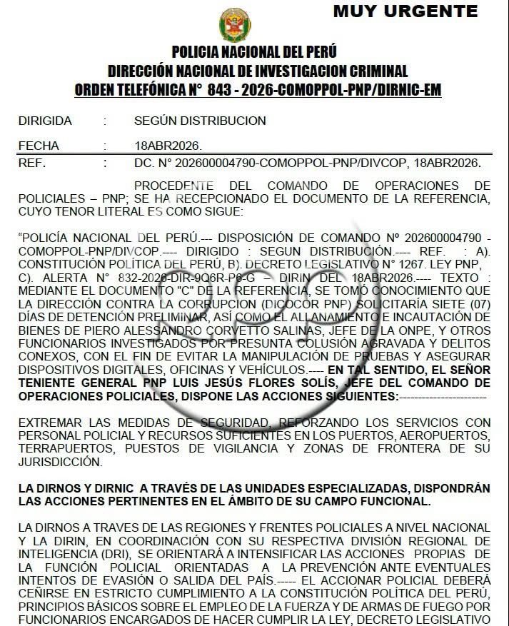 ErwinSiccha's tweet photo. ¿Rumbo a un Estado Policiaco? 

En el caso Piero Corvetto (jefe de la ONPE), la PNP actúa inconstitucionalmente y al margen de la ley. 

Nadie puede ser reglado, seguido o vigilado sin autorización expresa de un juez, previo requerimiento del Ministerio Público. Tampoco puede ser impedido salir del país sin una orden judicial. Sin embargo, según los medios de comunicación, la propia policía ha dispuesto estas acciones, apartándose de la ley y la Constitución, así como excediéndose en sus competencias. 

Una muestra más de lo peligroso que es para nuestras instituciones y los ciudadanos, el permitir esta clase de abusos, que suprime las libertades sin distinción entre la ley y el poder político.