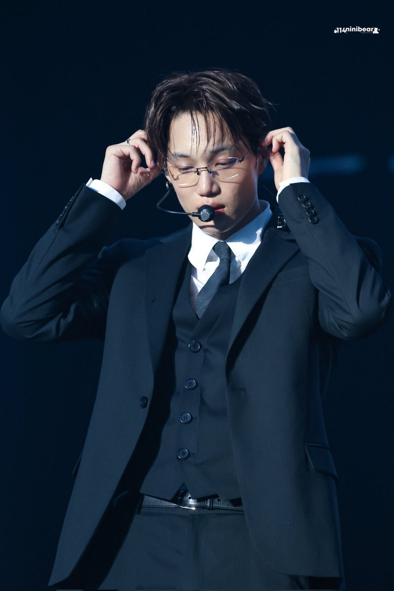 Jongin Pics ♡ tweet media