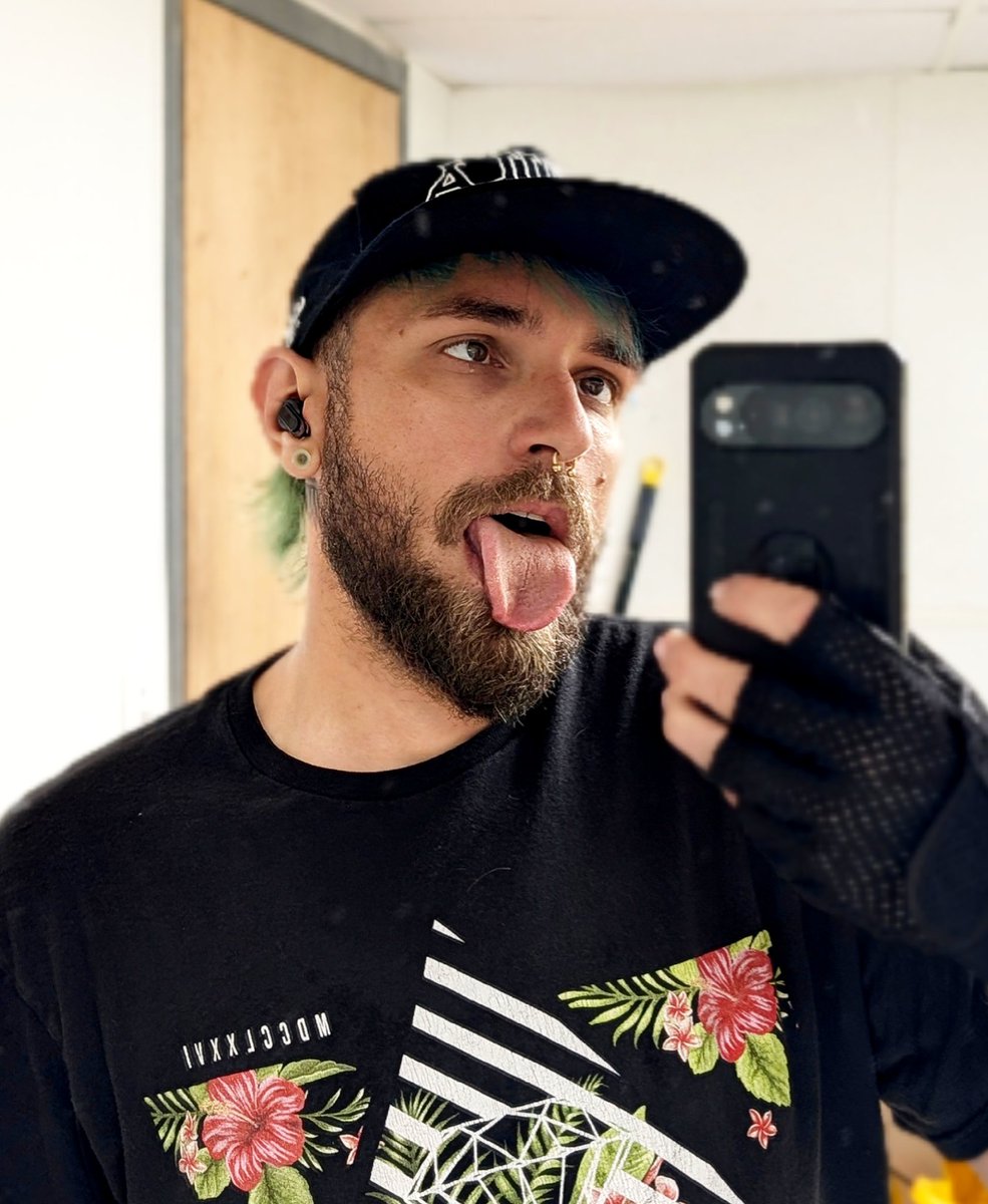 RyanKore tweet media