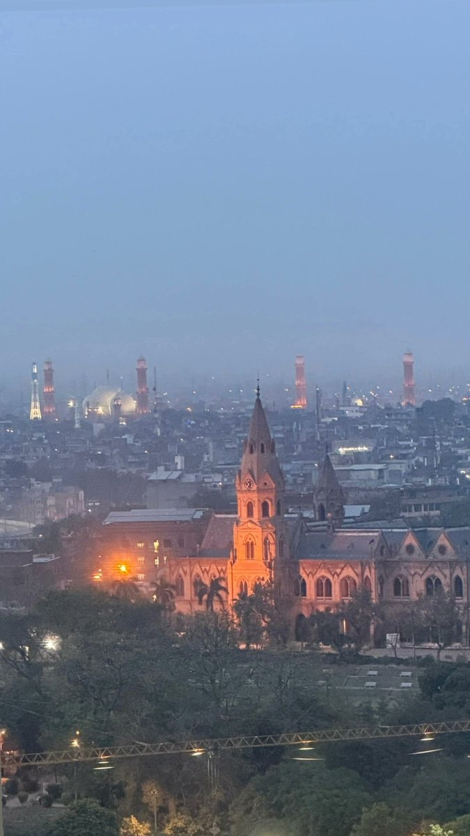 aliusman739's tweet image. #Lahore from 186 Ft