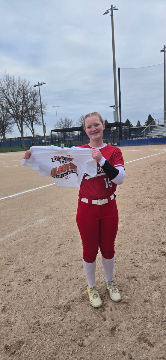 Scarlet Softball tweet media
