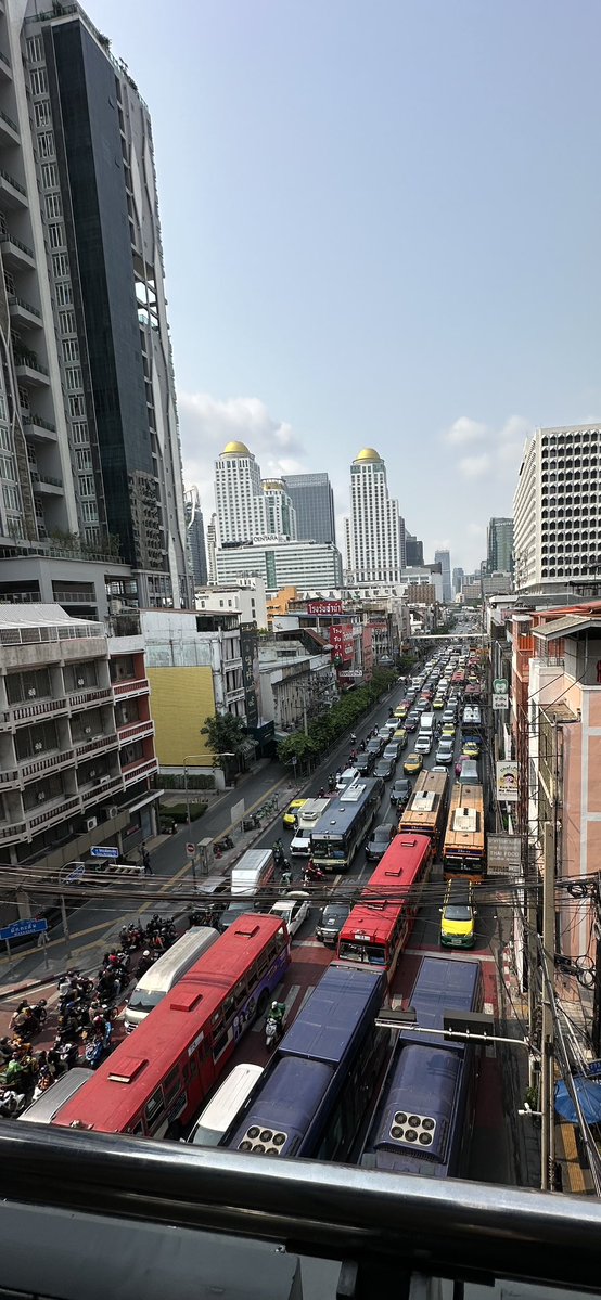 M🍼🐍กาญจนบุรี tweet media