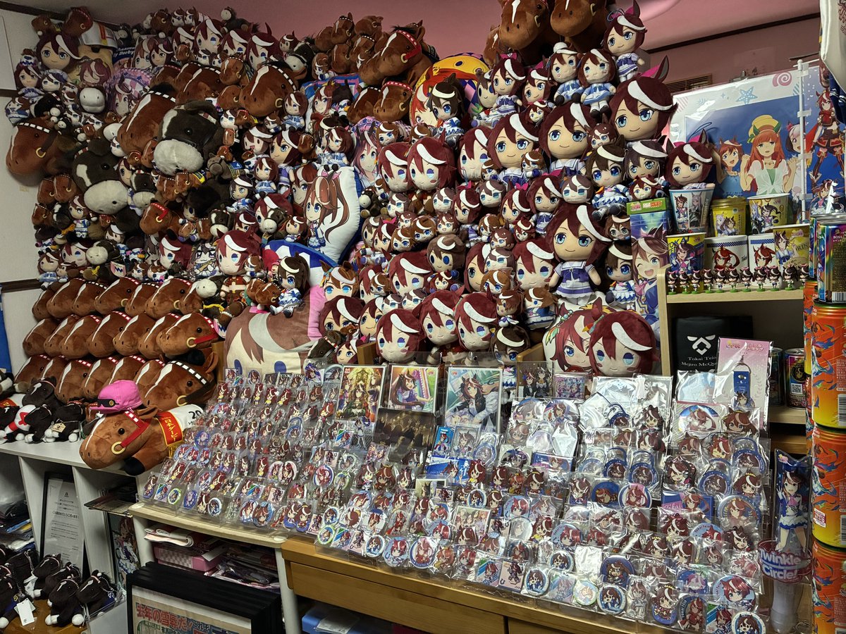 KAIRO72469327's tweet photo. 今年もこの日がやって来ました！
今年は新旧2か所の祭壇でお祝いします！
トウカイテイオー、お誕生日おめでとうございます！！
これからもずっと最推しです……！！

#トウカイテイオー生誕祭2026
#トウカイテイオー誕生祭2026 https://t.co/Mn7jFTQPmm